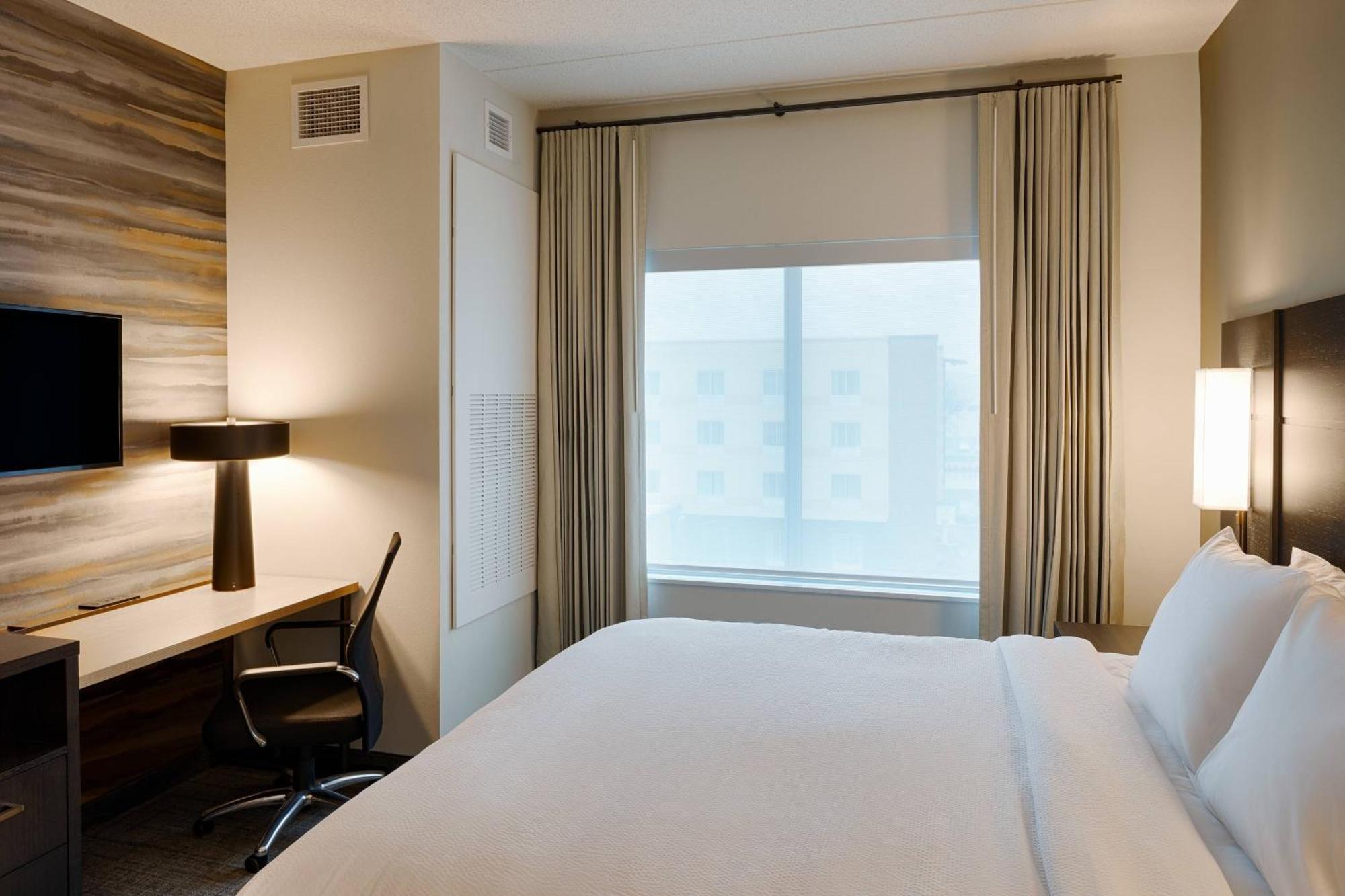 By Marriott Airport